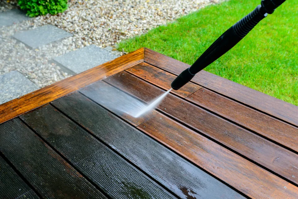 Deck Soft Pressure Washing
