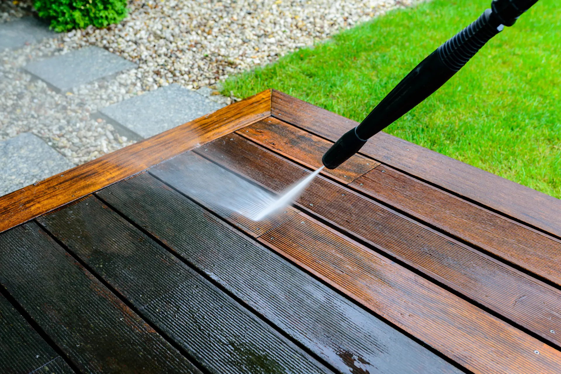 Deck Soft Pressure Washing
